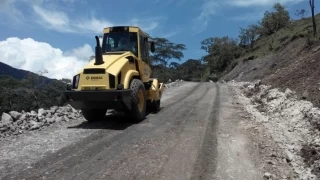 Reconstrucción del punto crítico conocido como El Espejo, ubicado en la vía principal entre Recetor y Chámeza.