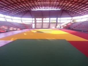 El 27 de diciembre debe culminar la construcción de la segunda etapa del Coliseo Villa Flor.