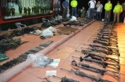 Más de 24 fusiles y dos ametralladoras se encontraba dentro del arsenal de armas del grupo de guerrilleros que murieron el miércoles en un operativo del Ejército.