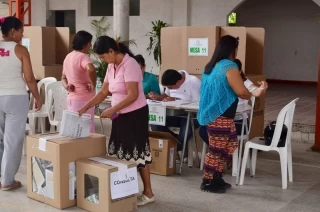 Gobierno Municipal socializó el decreto que regula la publicidad política pagada.