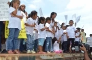La vecinos de la familia torres con una marcha recordaron la muerte de los niños ocurrida en octubre de 2010.