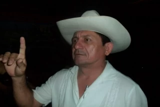 En accidente de tránsito muere cantautor tameño Edder Caro.
