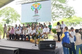 En El Dorado, hicieron acto protocolario de restitución de tierras a campesinos de varios municipios del Meta.