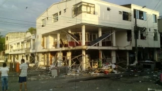 Daños por más de 200 millones de pesos genero explosión por acumulación de gases, en panadería en el centro de Arauca.