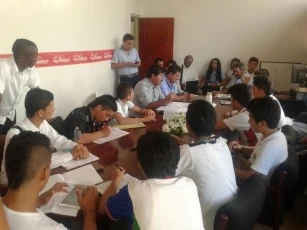 Personeros Estudiantiles, se reunieron nuevamente con las autoridades municipales para discutir un pliego de peticiones relacionado con las necesidades que tienen las Instituciones Educativas de Yopal.