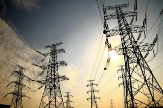A partir del mes de abril la interconexión eléctrica de esta localidad con la red Nacional será una realidad, así lo confirmó el Alcalde Herminso Cárdenas.