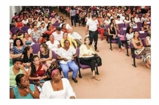 Con masiva asistencia se realiza el I Comité Departamental de Equidad de Género para las Mujeres del Meta 2015.