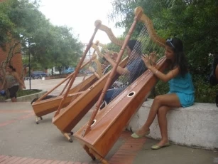 Niños y jóvenes del municipio de Arauca más de 20 instructores en distintas modalidades culturales para aprovechar el tiempo libre.