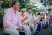 El ministro del Interior Aurelio Iragorri Valencia visitó la plaza Bolívar donde dialogó con trabajadores informales y comerciantes, allí anunció una inversión de $3.000 millones de pesos para la ciudad de Arauca, representados en cámaras de seguridad, CAIs Móviles, y Recintos de Integración.