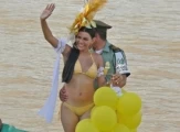 La candidata del sector Arauca Marcela Espinosa Jiménez en la regata por el río Arauca.
