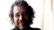 Escritor de las novelas La Lectora, Mapaná y 35 Muertos.
