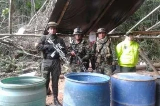 Dos laboratorios para la producción de pasta base de cocaína fue destruido por el Ejército en el departamento del Vichada.