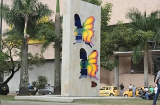 Cuatro monumentos sobre la Avenida 40 están siendo recuperados con el apoyo del Gobierno de la Ciudad.