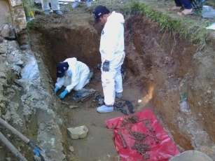 Alcaldía de Yopal y Unidad de Justicia Transicional avanzan en exhumación de cuerpos no identificados en Antiguo Cementerio