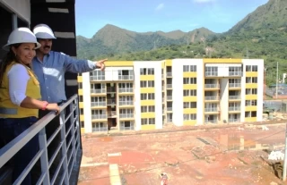 “Estamos trabajando para lograr que el proyecto sea entregado en su totalidad antes del 31 de diciembre, para que las familias vengan a vivir en un lugar digno“, señaló el mandatario de Casanare.