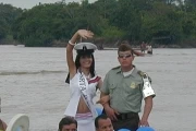 Señorita Barrio Unión: Desfile por el rio Arauca